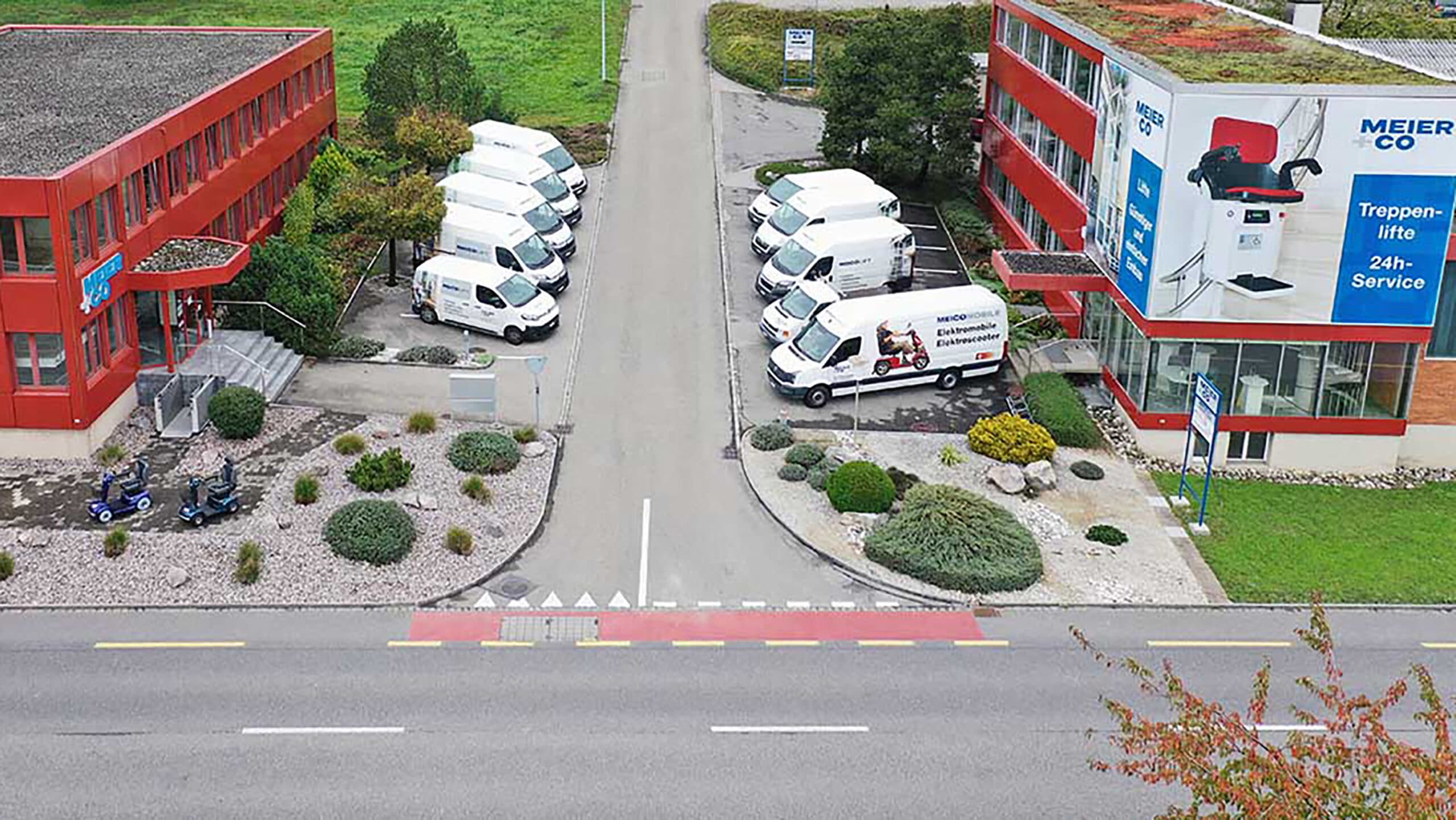 Die Firma Meier + Co. AG von der Strasse her gesehen